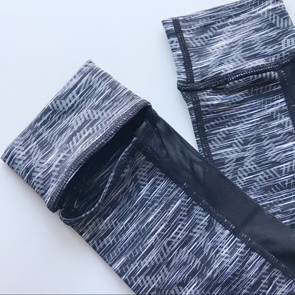 Mesh Panel Stirrup Workout / Yoga Pants - Picture 5 of 8